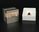 Flip Top Ivory Jewelry Gift-de Tussenvoegsels van het Doosschuim Loodvrij voor Ring Pendant